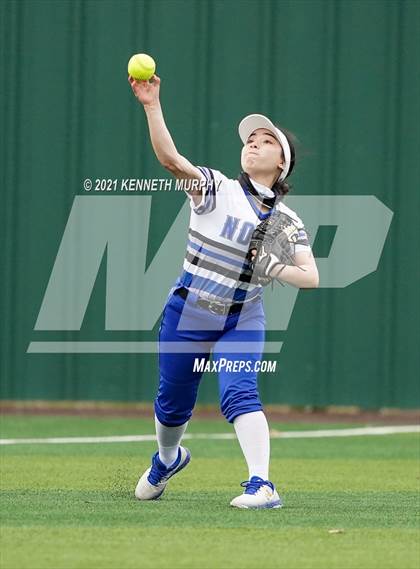 Thumbnail 1 in North Forney vs Hebron (Ellis County Invitational) photogallery.