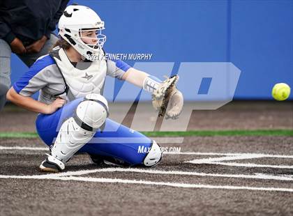Thumbnail 3 in North Forney vs Hebron (Ellis County Invitational) photogallery.