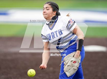 Thumbnail 2 in North Forney vs Hebron (Ellis County Invitational) photogallery.