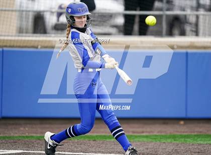 Thumbnail 2 in North Forney vs Hebron (Ellis County Invitational) photogallery.