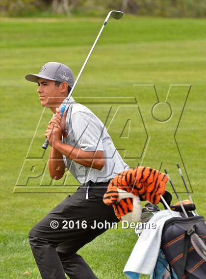 Thumbnail 2 in Los Alamos Fall Finale photogallery.