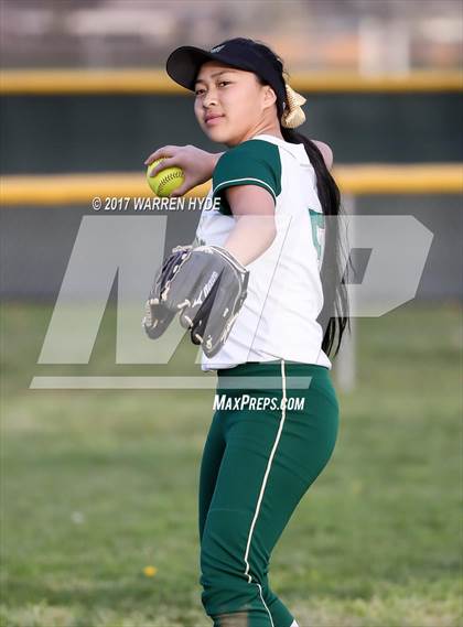 Thumbnail 3 in Rosemont @ Monterey Trail photogallery.