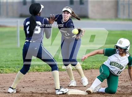 Thumbnail 1 in Rosemont @ Monterey Trail photogallery.