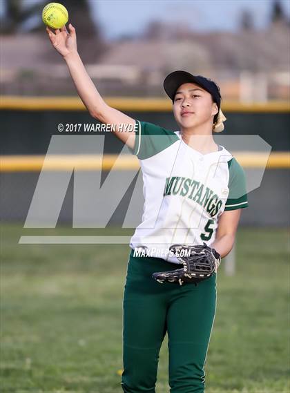 Thumbnail 1 in Rosemont @ Monterey Trail photogallery.