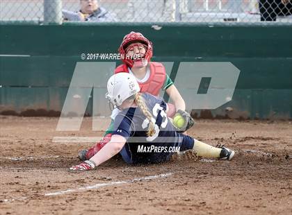 Thumbnail 1 in Rosemont @ Monterey Trail photogallery.