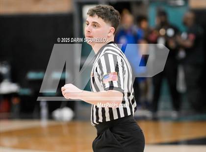Thumbnail 2 in Notre Dame (SO) vs. Coronado  (Hoophall West - Nike TOC) photogallery.
