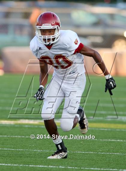 Thumbnail 2 in Brother Martin vs. East Jefferson photogallery.
