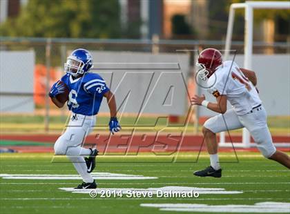 Thumbnail 3 in Brother Martin vs. East Jefferson photogallery.