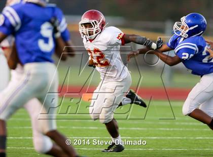 Thumbnail 3 in Brother Martin vs. East Jefferson photogallery.