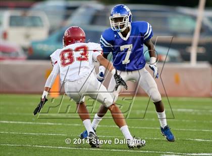Thumbnail 3 in Brother Martin vs. East Jefferson photogallery.
