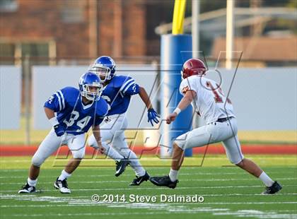 Thumbnail 3 in Brother Martin vs. East Jefferson photogallery.