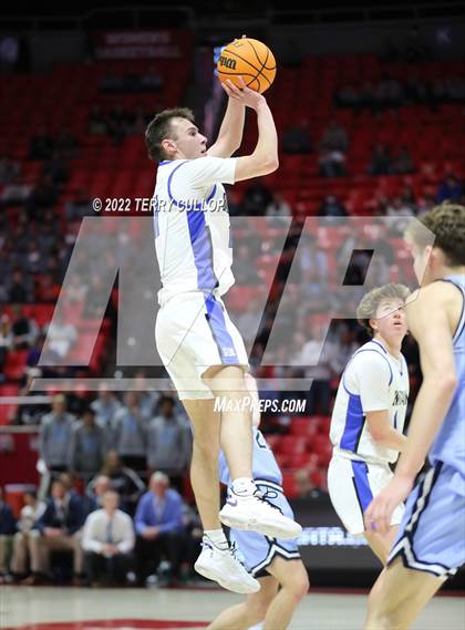 Thumbnail 3 in Westlake vs. Bingham (UHSAA 6A Quarterfinal) photogallery.