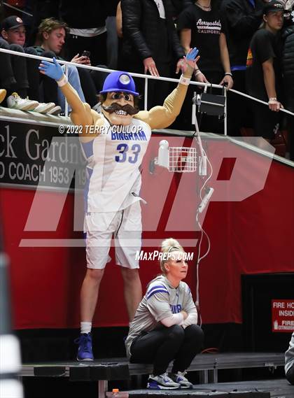 Thumbnail 1 in Westlake vs. Bingham (UHSAA 6A Quarterfinal) photogallery.