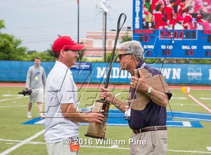Thumbnail 3 in Yorktown vs. Jamesville-DeWitt (NYSPHSAA Class B Final) photogallery.