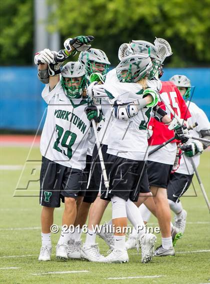 Thumbnail 3 in Yorktown vs. Jamesville-DeWitt (NYSPHSAA Class B Final) photogallery.