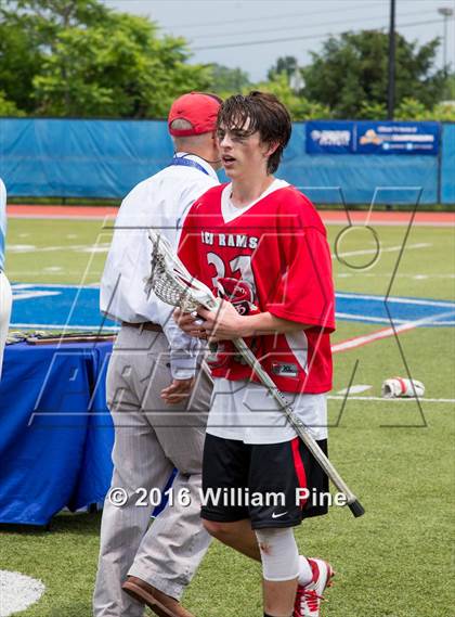 Thumbnail 3 in Yorktown vs. Jamesville-DeWitt (NYSPHSAA Class B Final) photogallery.