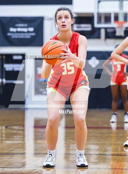 Thumbnail 1 in South Medford vs Incarnate Word (Iolani Classic Honolulu - Championship) photogallery.