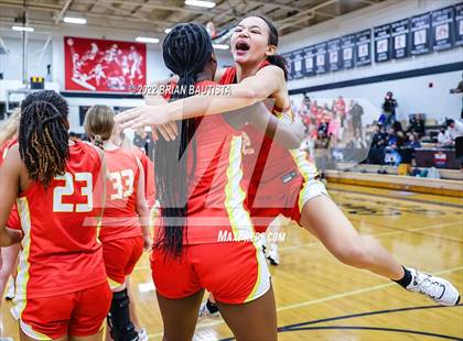 Thumbnail 2 in South Medford vs Incarnate Word (Iolani Classic Honolulu - Championship) photogallery.