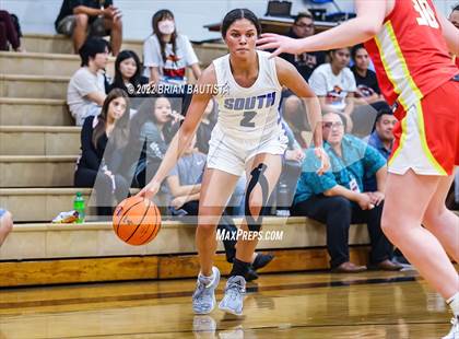 Thumbnail 1 in South Medford vs Incarnate Word (Iolani Classic Honolulu - Championship) photogallery.