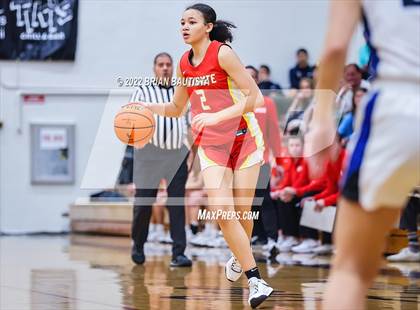 Thumbnail 3 in South Medford vs Incarnate Word (Iolani Classic Honolulu - Championship) photogallery.