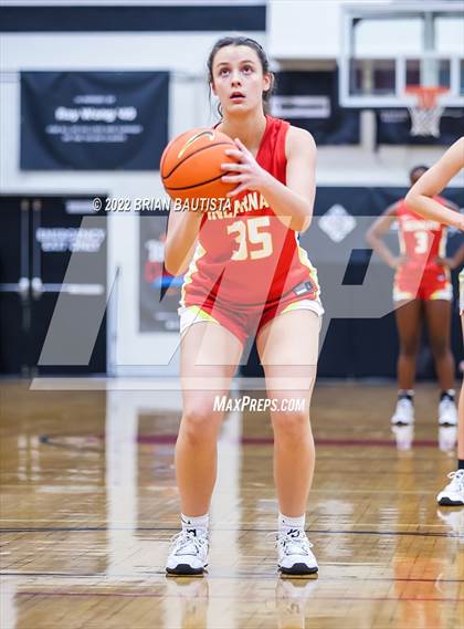 Thumbnail 2 in South Medford vs Incarnate Word (Iolani Classic Honolulu - Championship) photogallery.