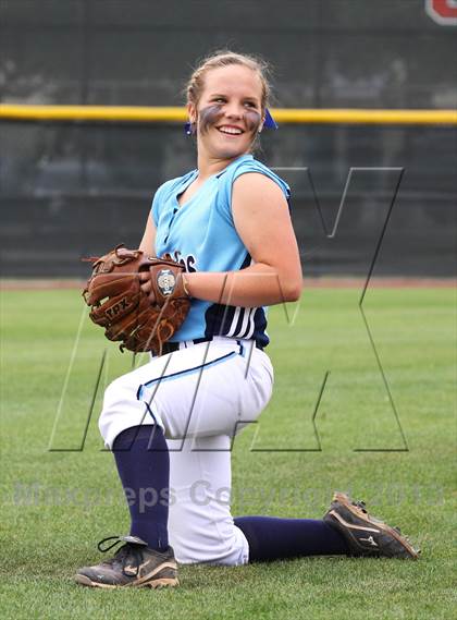 Thumbnail 3 in Deer Park vs Brazoswood (UIL 5A Regional Playoff) photogallery.