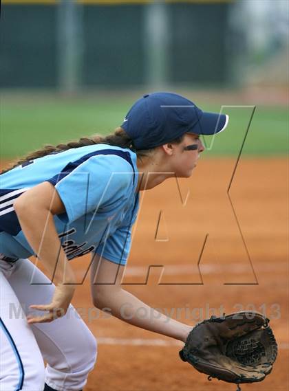 Thumbnail 2 in Deer Park vs Brazoswood (UIL 5A Regional Playoff) photogallery.