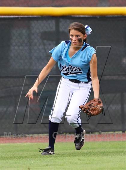 Thumbnail 1 in Deer Park vs Brazoswood (UIL 5A Regional Playoff) photogallery.