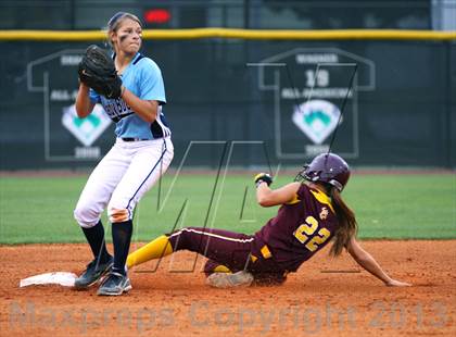 Thumbnail 2 in Deer Park vs Brazoswood (UIL 5A Regional Playoff) photogallery.