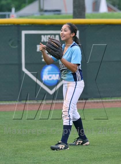 Thumbnail 3 in Deer Park vs Brazoswood (UIL 5A Regional Playoff) photogallery.