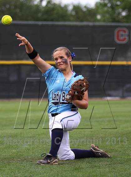 Thumbnail 3 in Deer Park vs Brazoswood (UIL 5A Regional Playoff) photogallery.