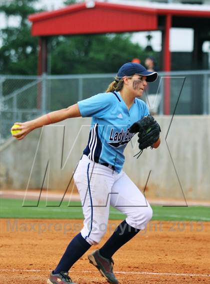 Thumbnail 3 in Deer Park vs Brazoswood (UIL 5A Regional Playoff) photogallery.