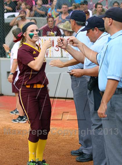 Thumbnail 2 in Deer Park vs Brazoswood (UIL 5A Regional Playoff) photogallery.
