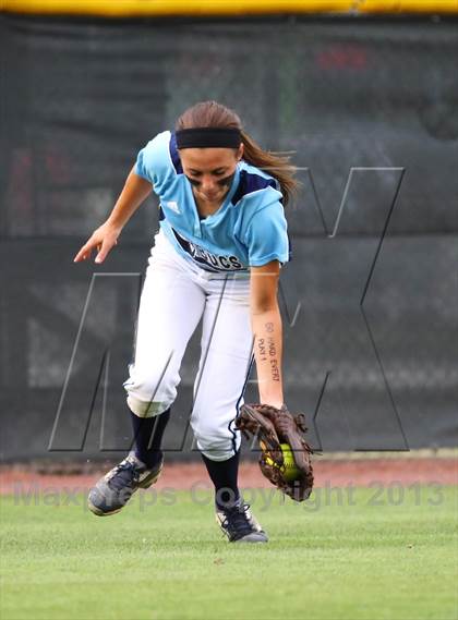 Thumbnail 1 in Deer Park vs Brazoswood (UIL 5A Regional Playoff) photogallery.