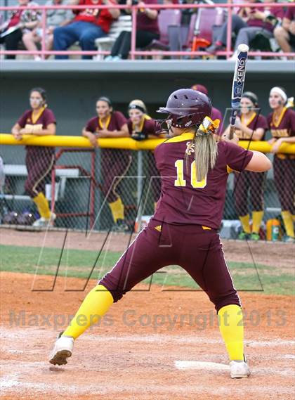Thumbnail 2 in Deer Park vs Brazoswood (UIL 5A Regional Playoff) photogallery.