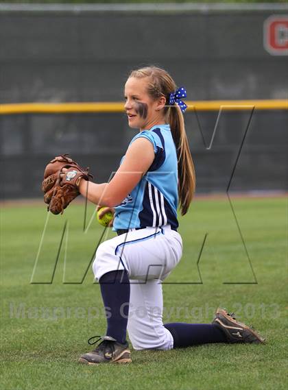 Thumbnail 2 in Deer Park vs Brazoswood (UIL 5A Regional Playoff) photogallery.