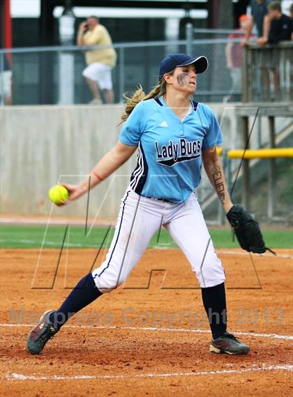 Thumbnail 3 in Deer Park vs Brazoswood (UIL 5A Regional Playoff) photogallery.