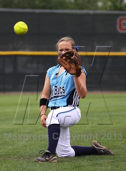 Thumbnail 3 in Deer Park vs Brazoswood (UIL 5A Regional Playoff) photogallery.