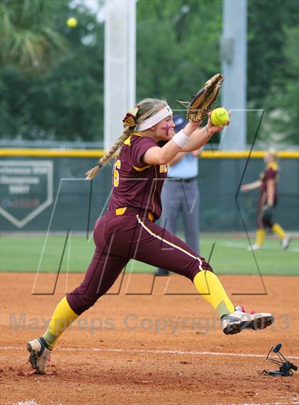 Thumbnail 2 in Deer Park vs Brazoswood (UIL 5A Regional Playoff) photogallery.