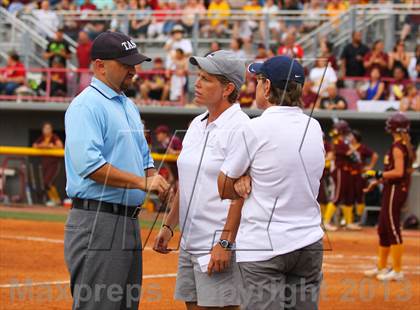 Thumbnail 1 in Deer Park vs Brazoswood (UIL 5A Regional Playoff) photogallery.