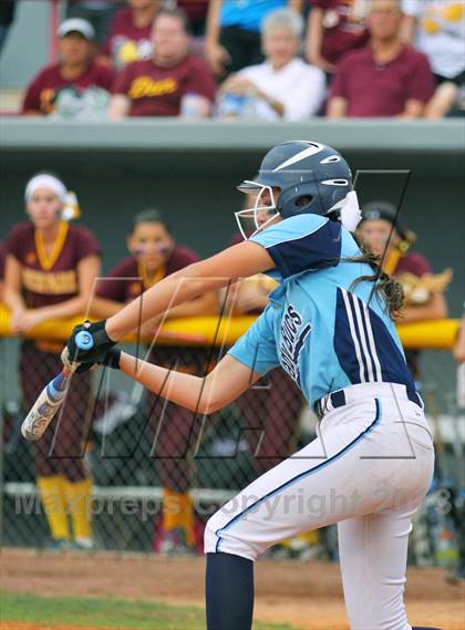 Thumbnail 3 in Deer Park vs Brazoswood (UIL 5A Regional Playoff) photogallery.