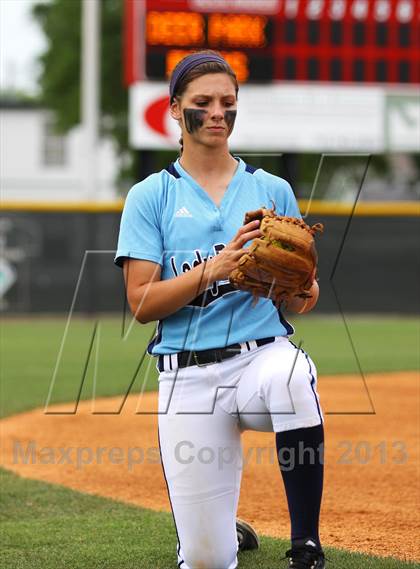 Thumbnail 2 in Deer Park vs Brazoswood (UIL 5A Regional Playoff) photogallery.