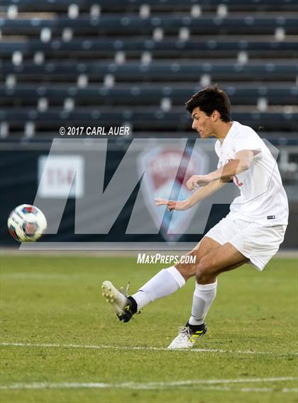 Thumbnail 1 in Denver East vs. Broomfield (CHSAA 5A Final) photogallery.