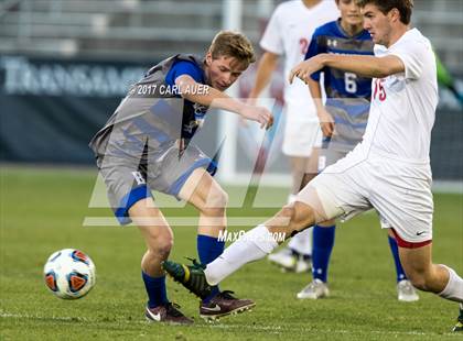Thumbnail 2 in Denver East vs. Broomfield (CHSAA 5A Final) photogallery.