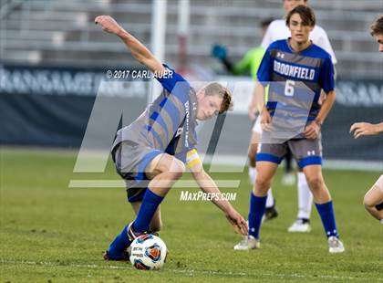 Thumbnail 3 in Denver East vs. Broomfield (CHSAA 5A Final) photogallery.