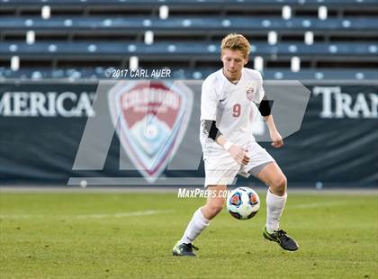 Thumbnail 2 in Denver East vs. Broomfield (CHSAA 5A Final) photogallery.