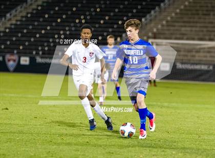 Thumbnail 1 in Denver East vs. Broomfield (CHSAA 5A Final) photogallery.