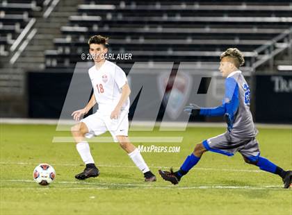Thumbnail 2 in Denver East vs. Broomfield (CHSAA 5A Final) photogallery.