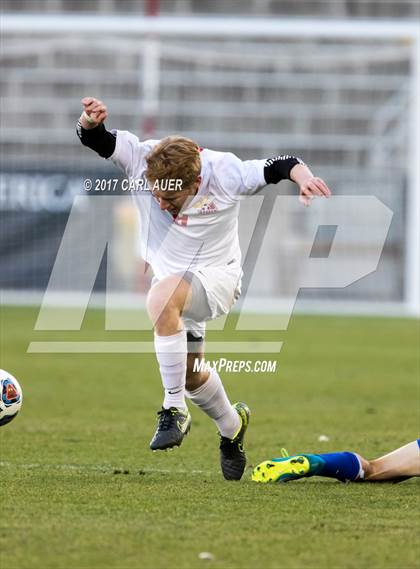 Thumbnail 2 in Denver East vs. Broomfield (CHSAA 5A Final) photogallery.