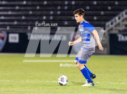 Thumbnail 2 in Denver East vs. Broomfield (CHSAA 5A Final) photogallery.